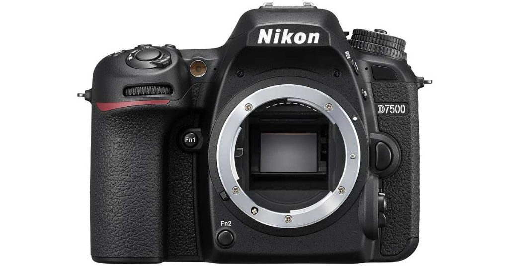 Aparat foto DSLR Nikon D7500